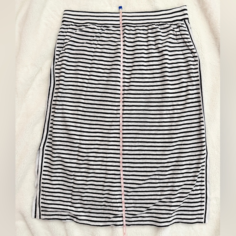 Eileen Fisher Black and White Striped Skirt - Size Medium - Picture 11 of 11